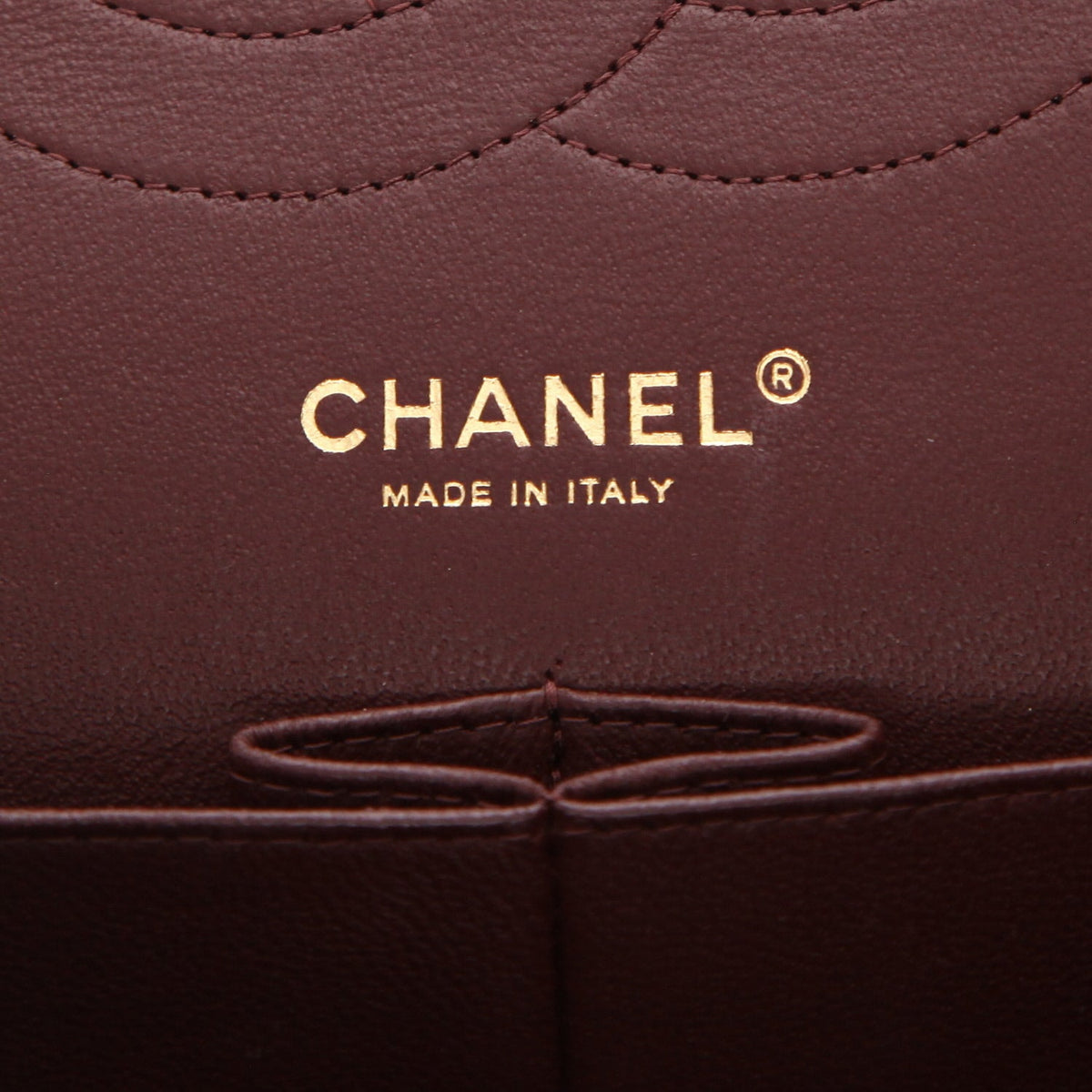 Chanel Timeless Jumbo shoulder bag in black quilted grained leather - DETAIL 2
