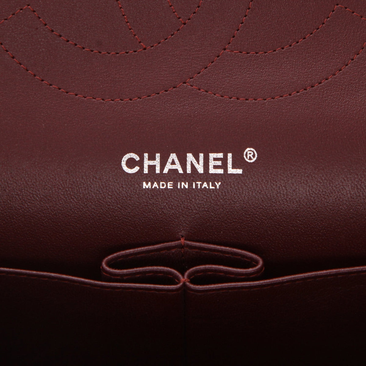 Chanel Timeless Jumbo shoulder bag in black quilted leather - DETAIL 2