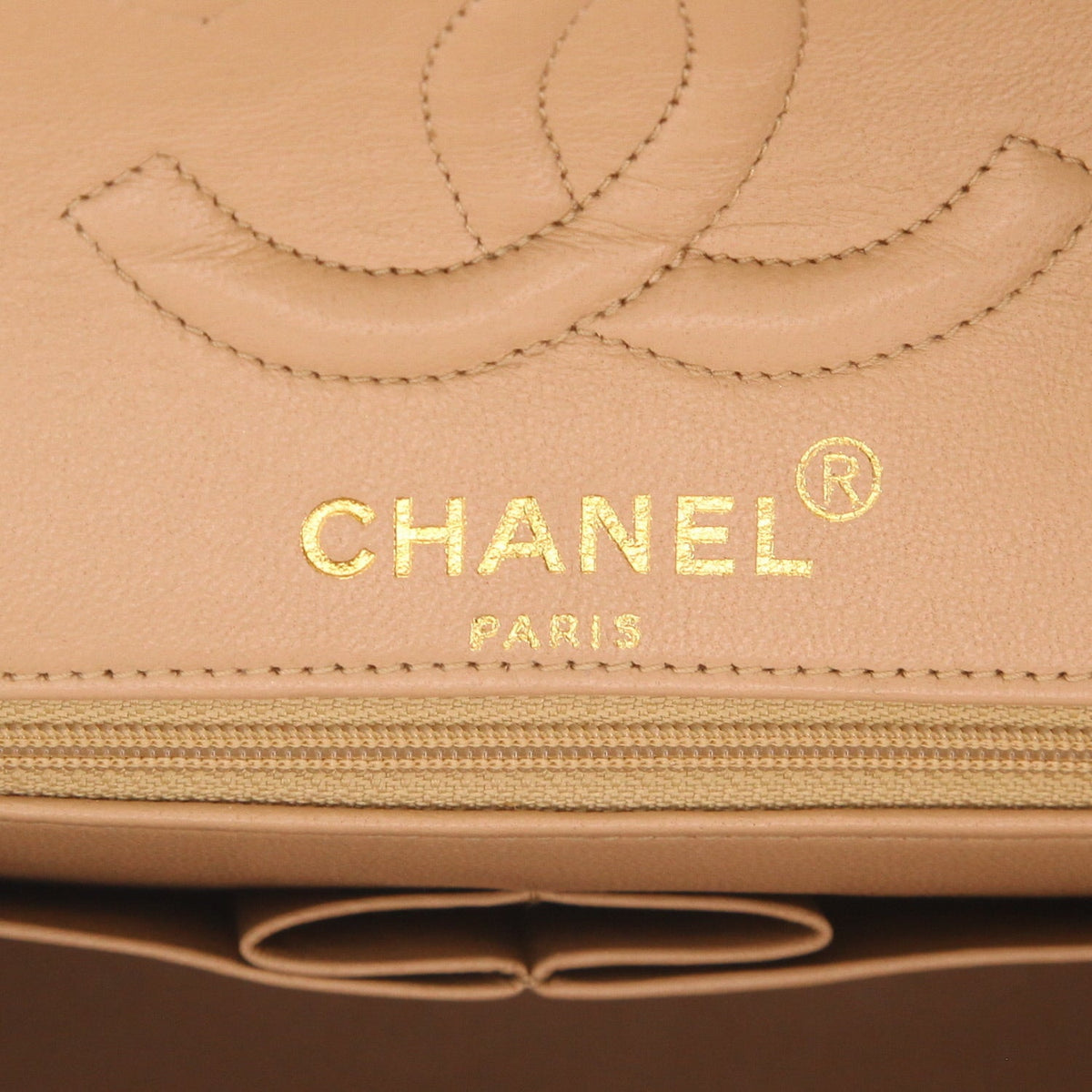 Chanel Timeless Vintage handbag in beige quilted leather - DETAIL 2