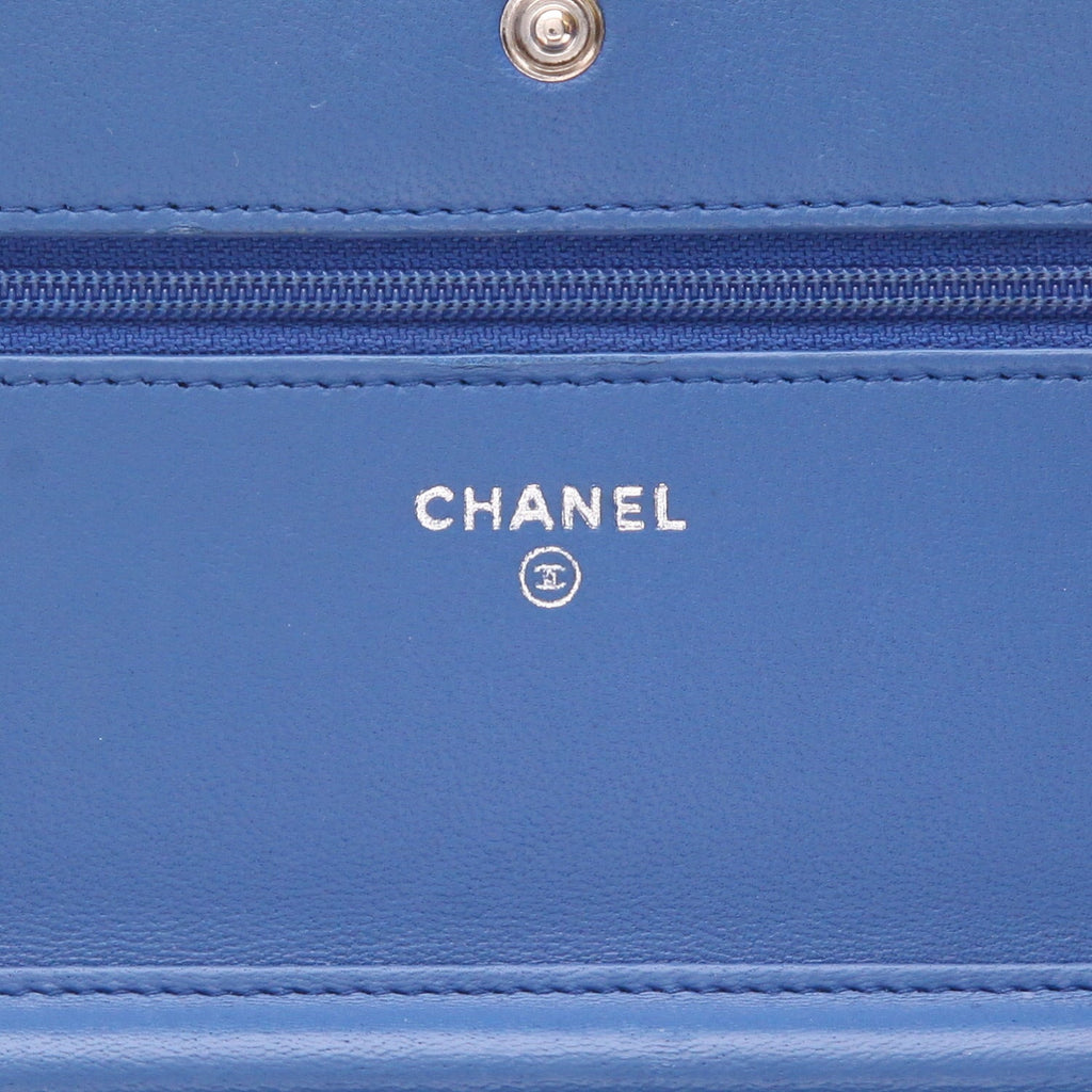 Chanel Wallet on Chain shoulder bag in blue quilted leather - DETAIL 2