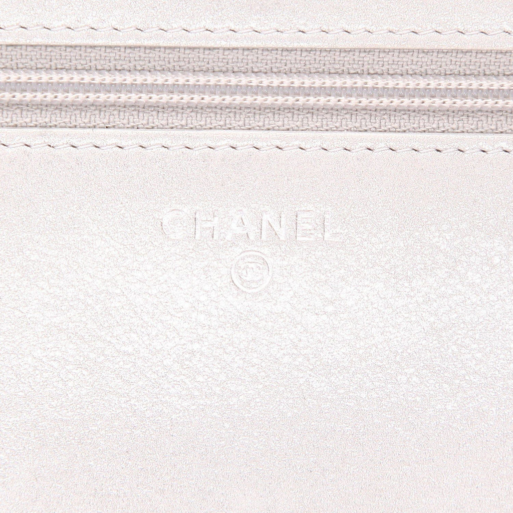 Chanel Wallet on Chain shoulder bag in black and silver leather - DETAIL 2