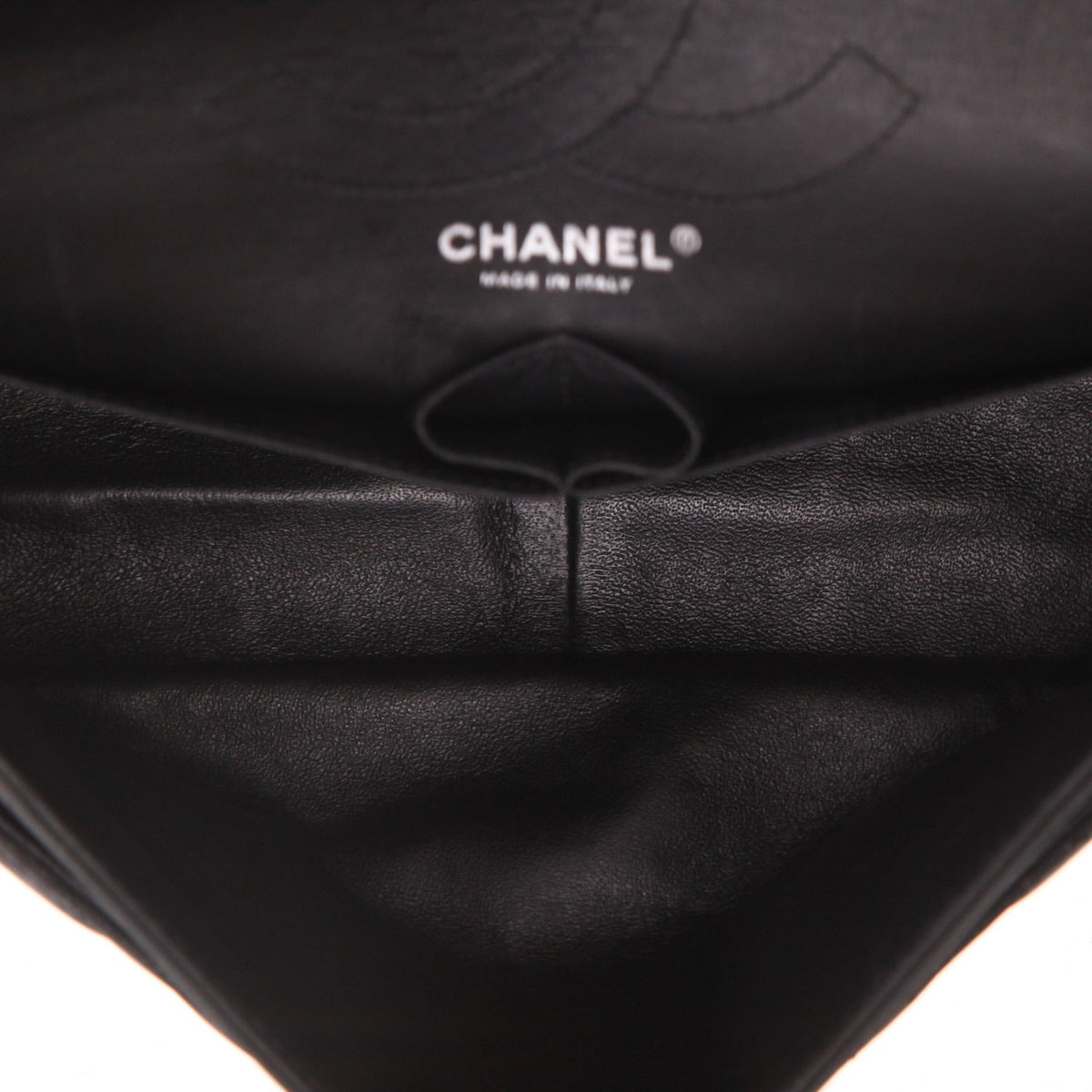 Chanel 2.55 large model shoulder bag in grey quilted iridescent leather - DETAIL 3