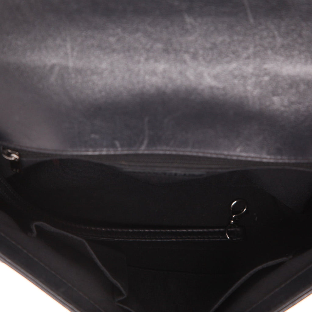 Chanel Boy large model shoulder bag in black quilted leather - DETAIL 3