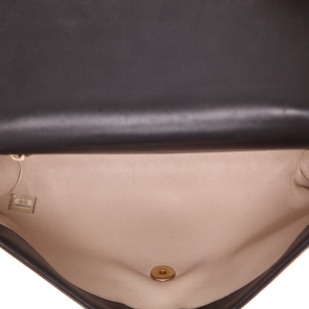 Chanel shoulder bag in black leather - DETAIL 3