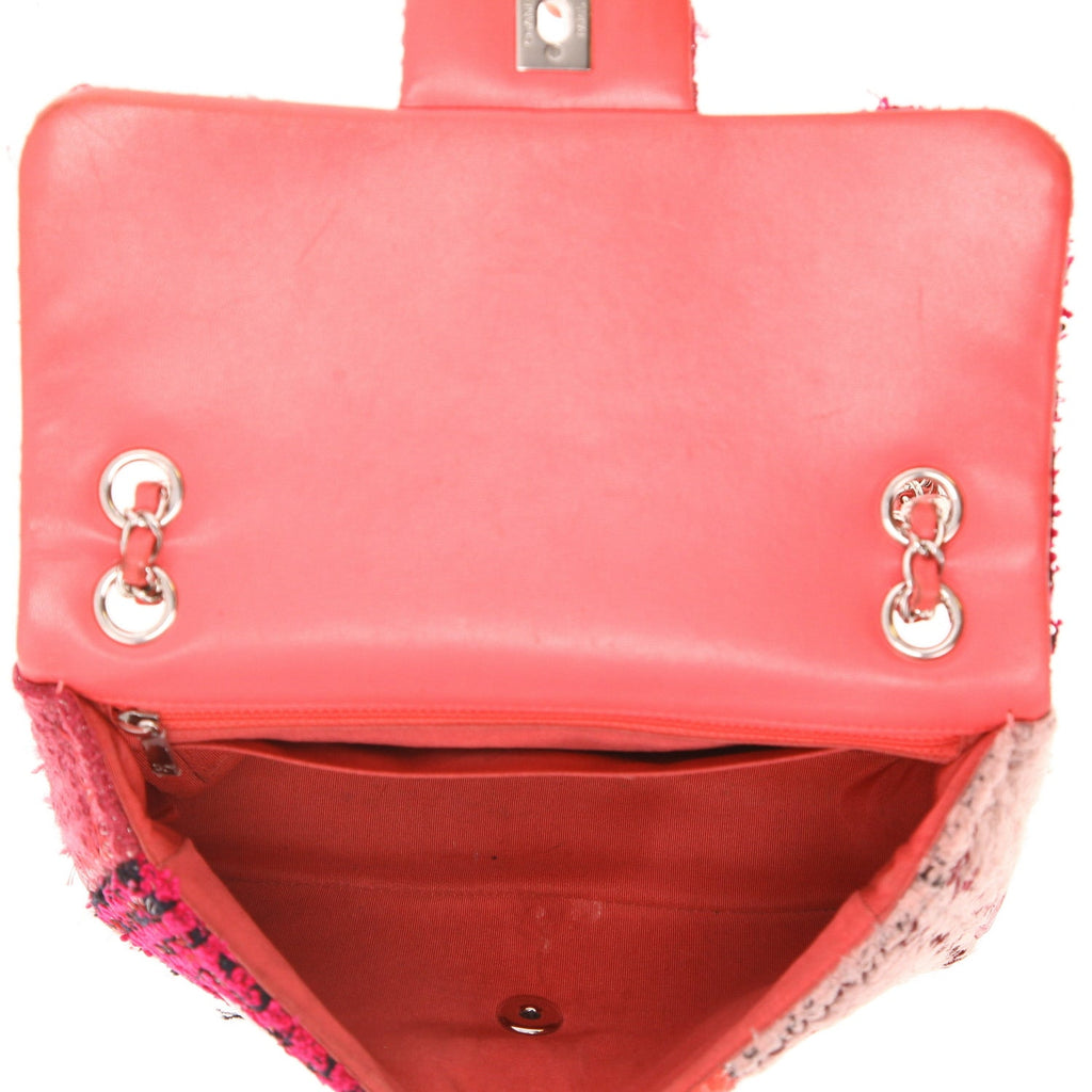 Chanel Timeless Classic handbag - Patchwork limited edition in pink and red tweed and pink leather - DETAIL 3
