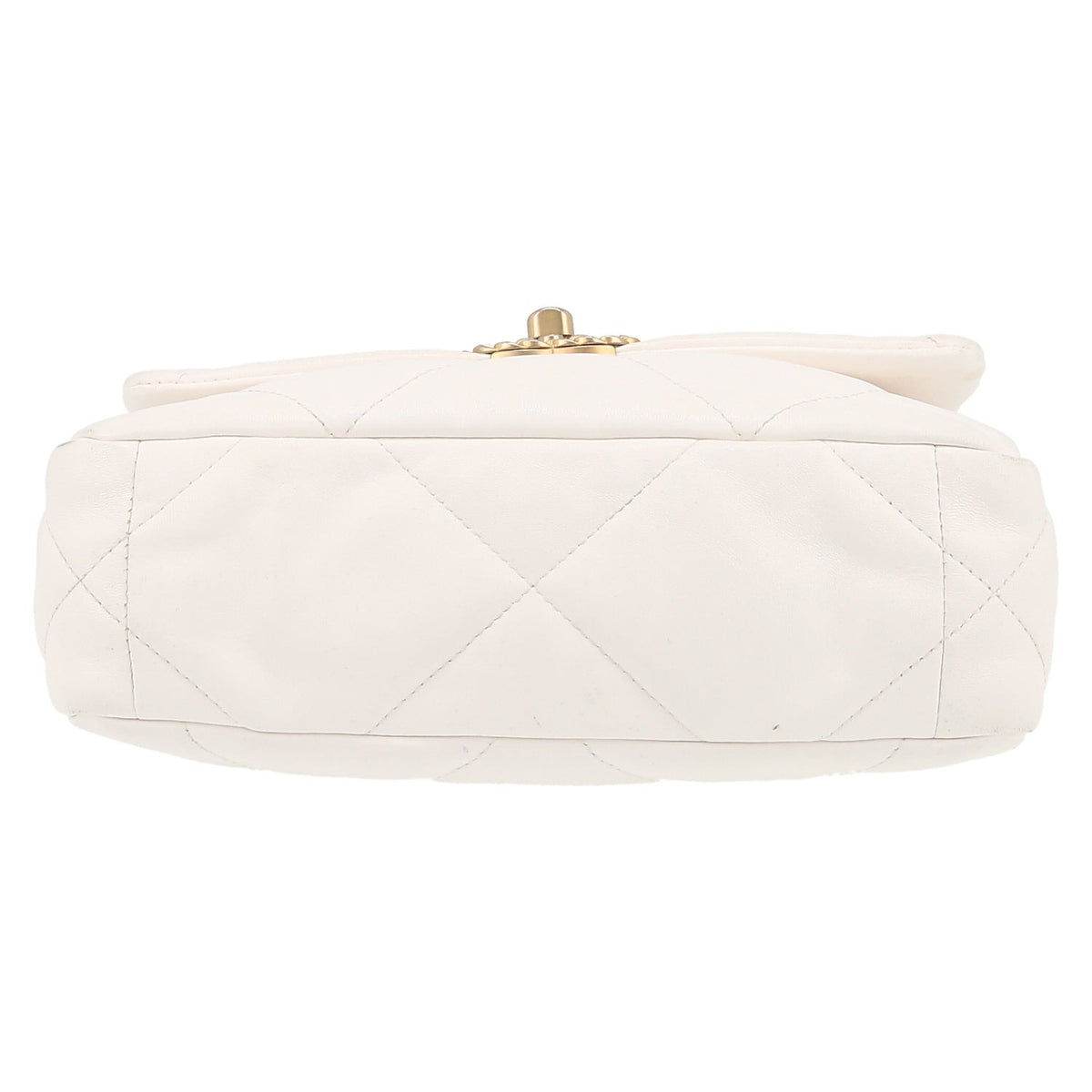 Chanel 19 shoulder bag in white quilted leather - DETAIL 4