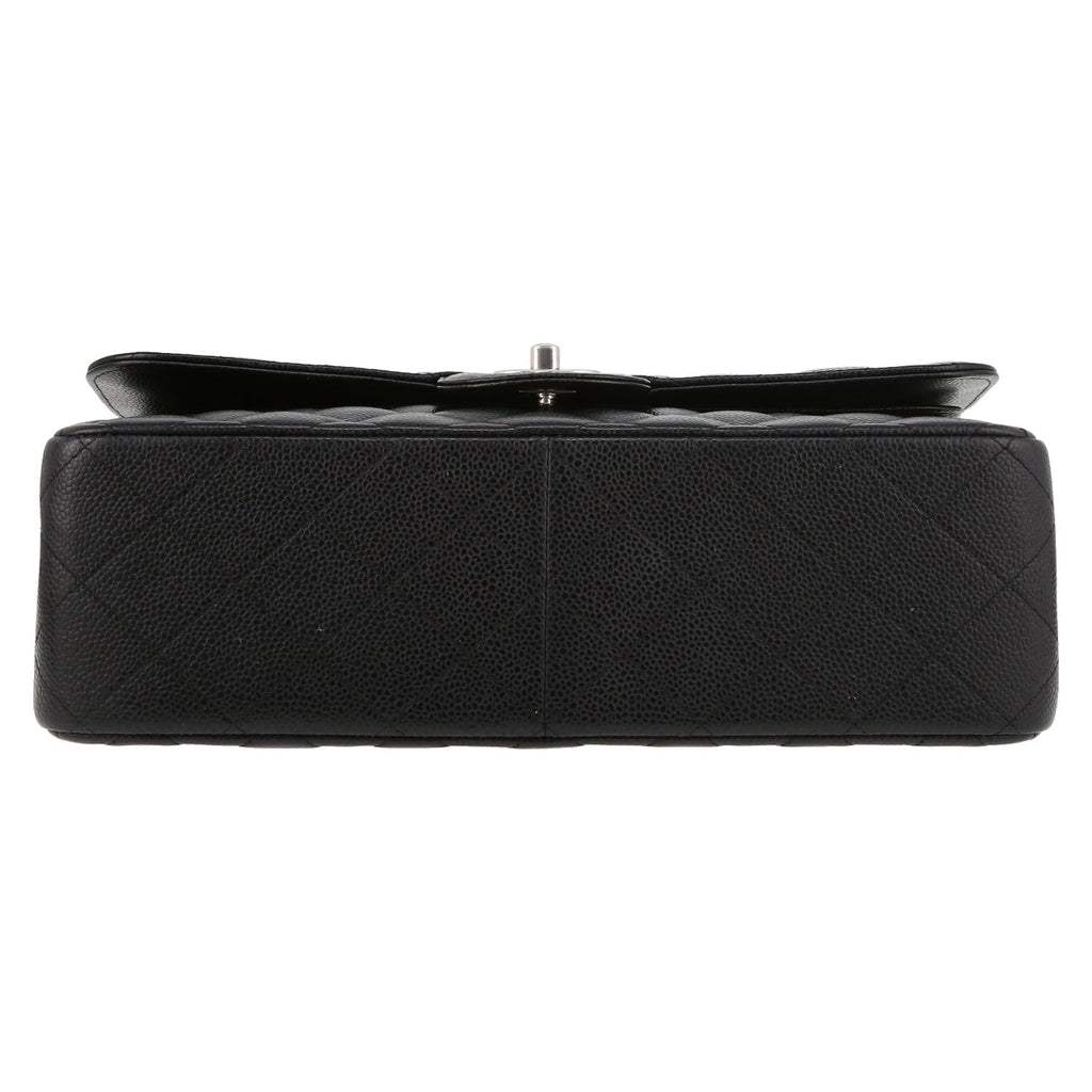 Chanel Timeless Jumbo shoulder bag in black quilted grained leather - DETAIL 4