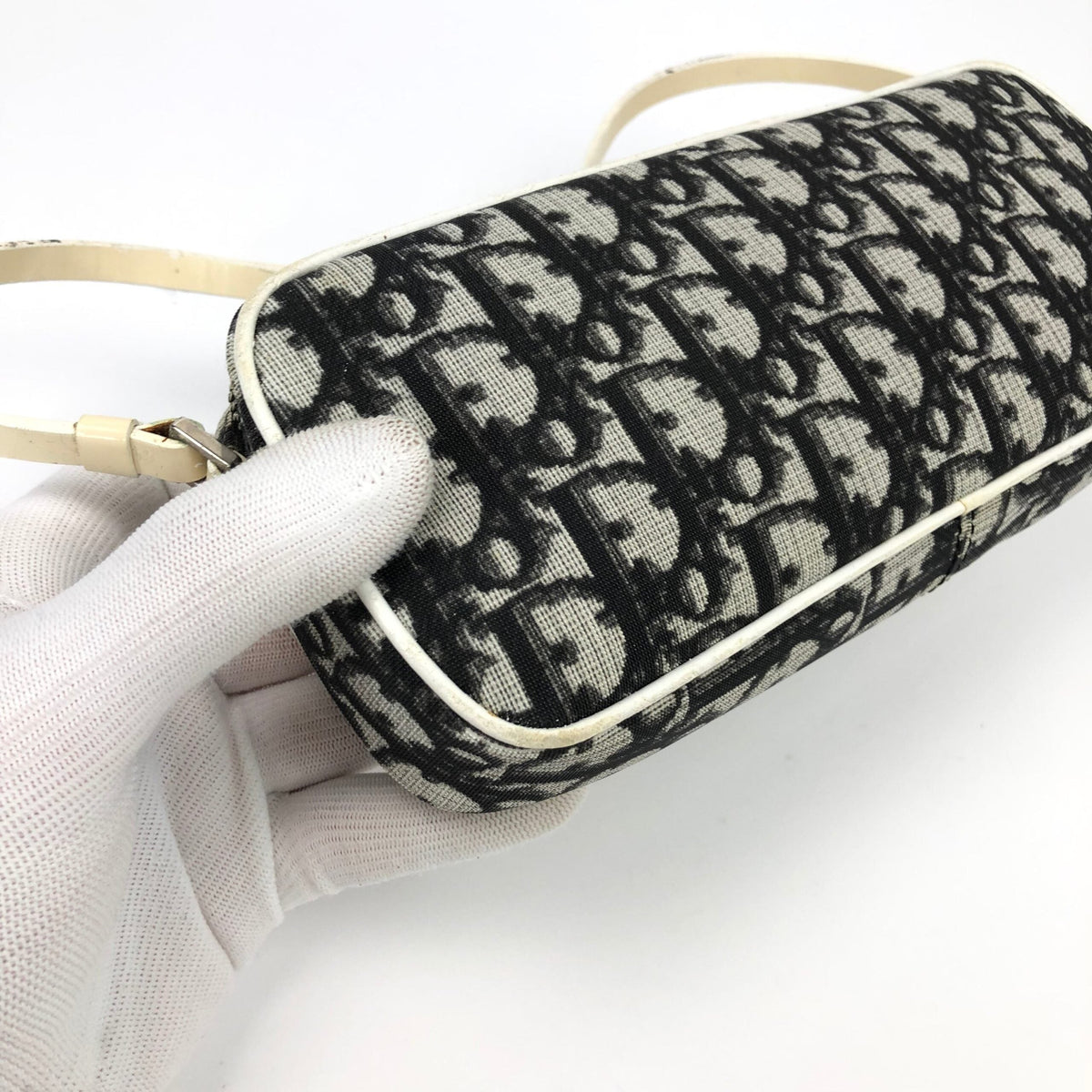 CHRISTIAN DIOR MONOGRAM SHOULDER BAG