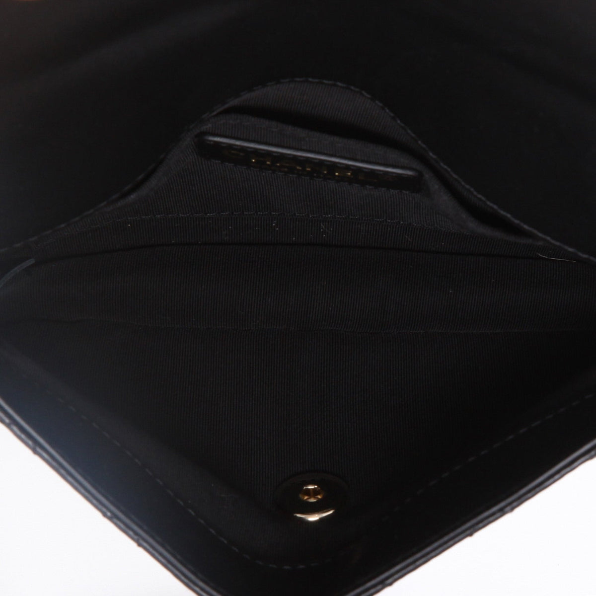 Chanel shoulder bag in black quilted leather - DETAIL 8