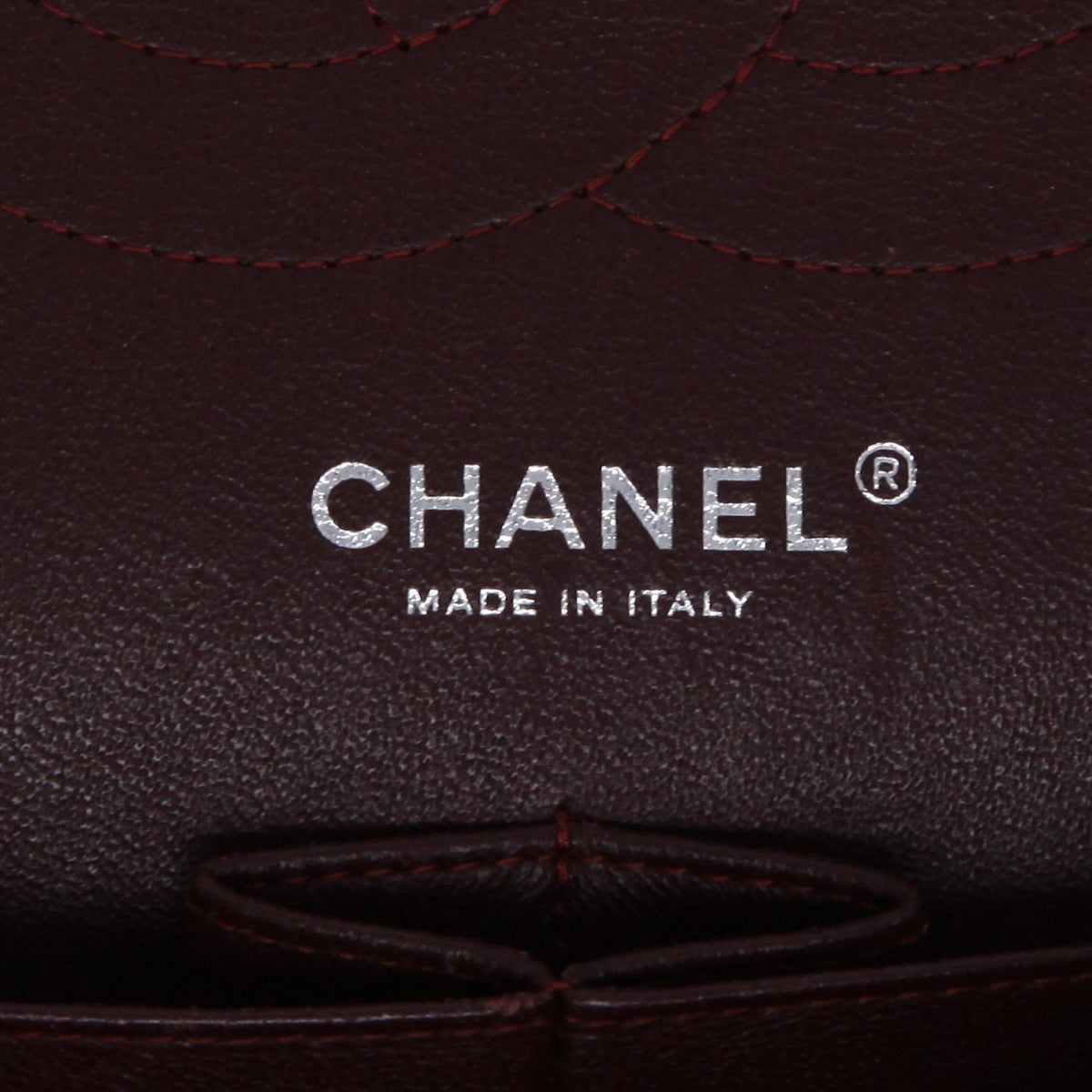 Chanel Timeless Jumbo shoulder bag in black quilted grained leather - DETAIL 9