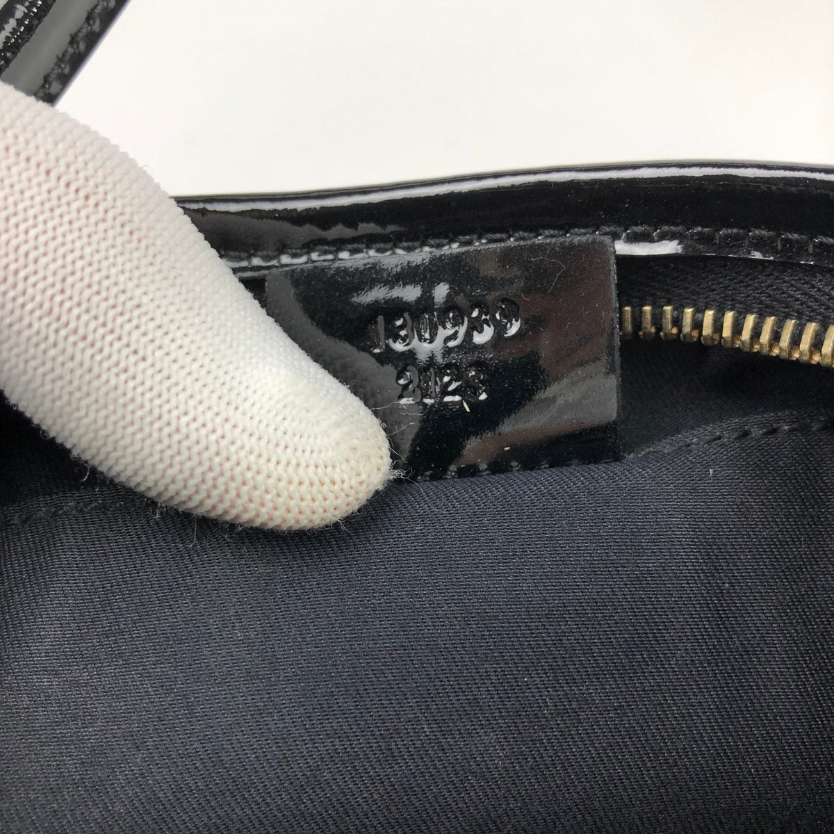 GUCCI MONOGRAM SHOULDER BAG