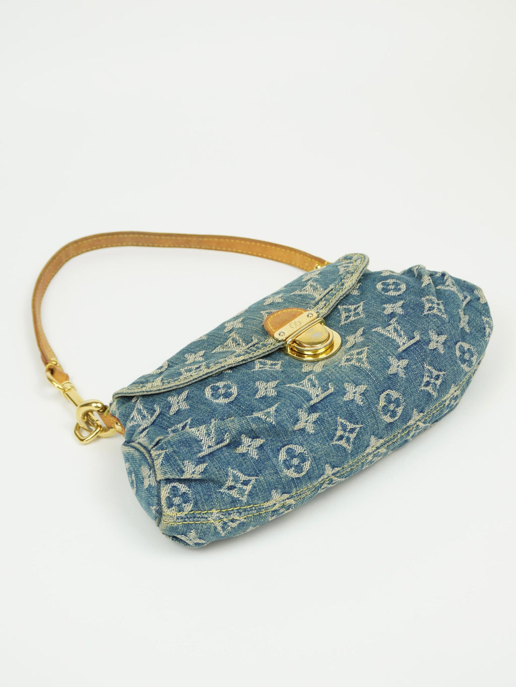 LOUIS VUITTON DENIM PLEATY BAG