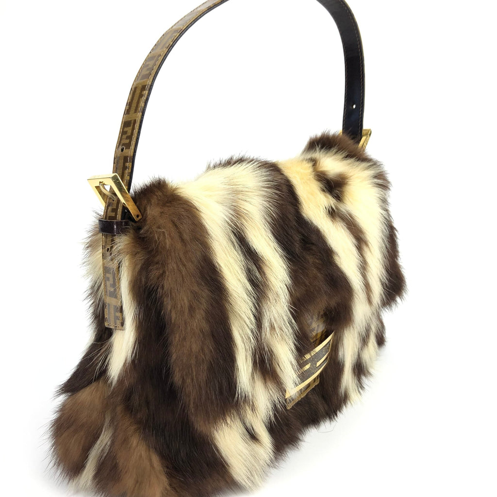 FENDI FUR MAMA BAGUETTE BAG