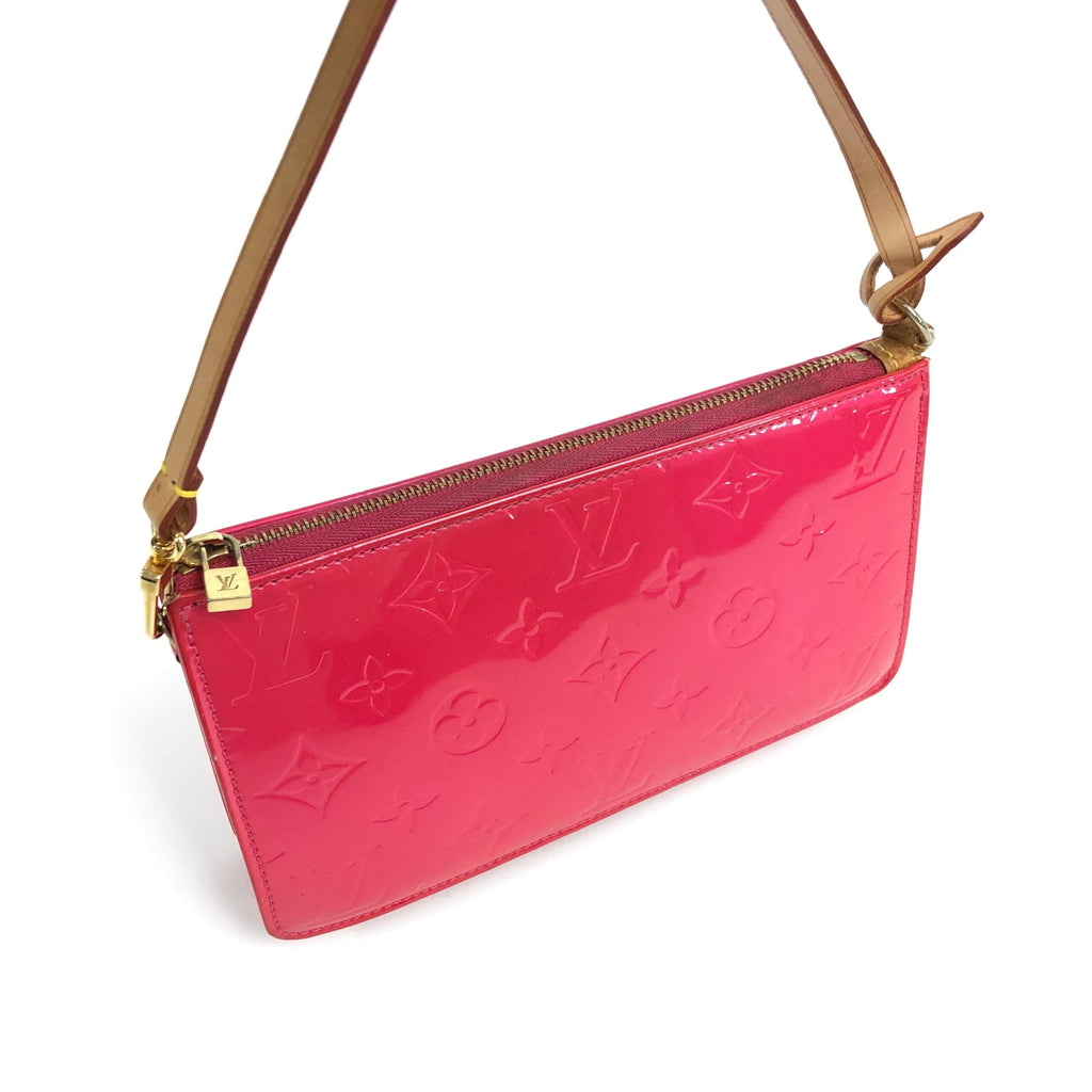 LOUIS VUITTON LEXINGTON VERNIS POCHETTE BAG