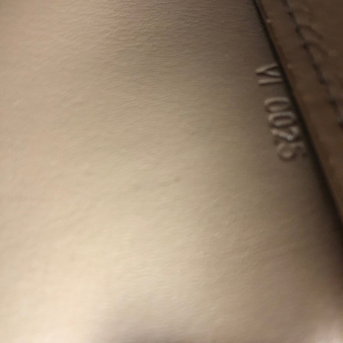 LOUIS VUITTON LEXINGTON POCHETTE SHOULDER BAG