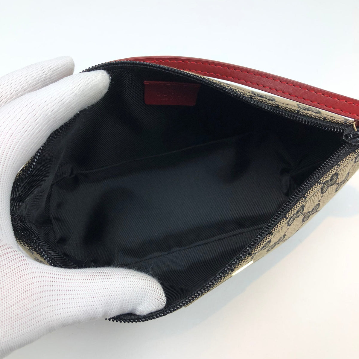 GUCCI MONOGRAM SHOULDER BAG