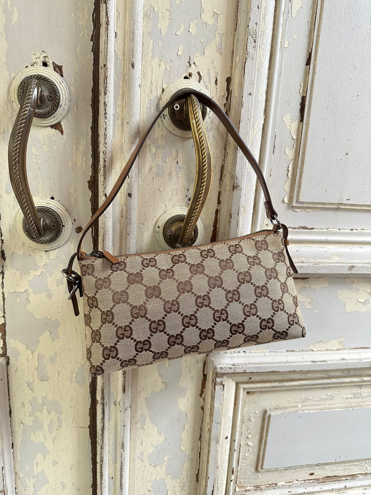 GUCCI MONOGRAM SHOULDER BAG