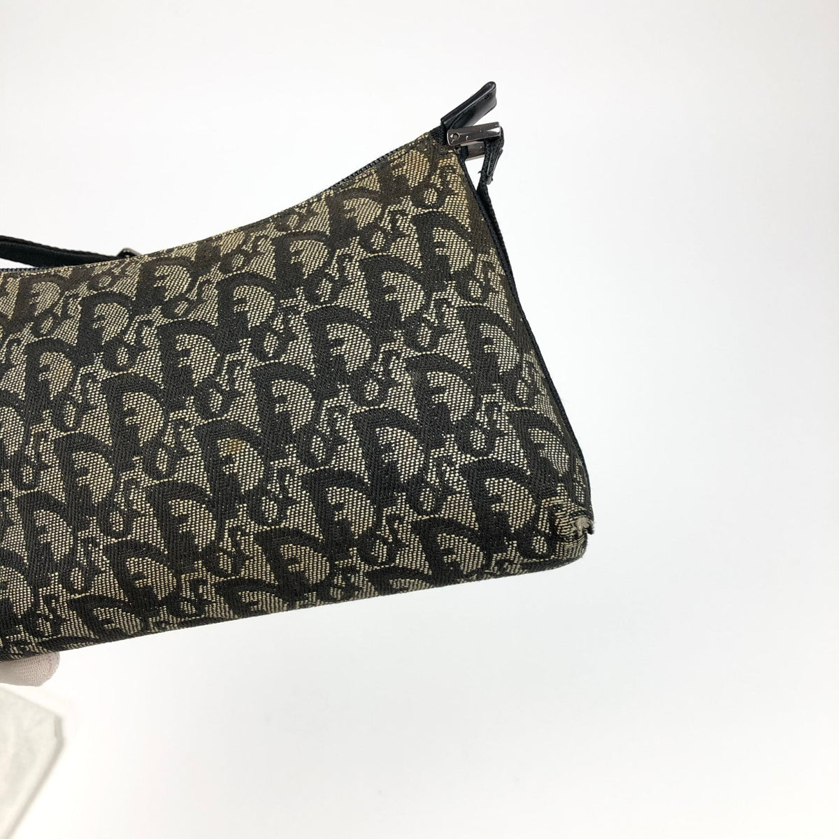 CHRISTIAN DIOR MONOGRAM SHOULDER BAG