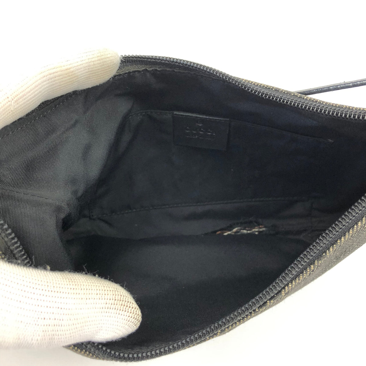 GUCCI MONOGRAM SHOULDER BAG